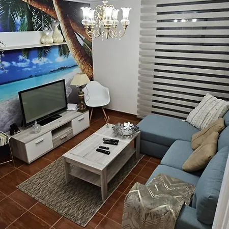 Casa Baja A La Playa * ブエウ