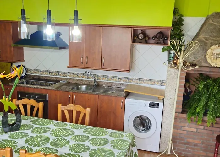 Casa Baja A La Playa Casa de Férias Bueu